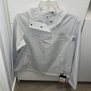The Northface WindWall Hoodie. Standard Fit Size Medium New with Tags